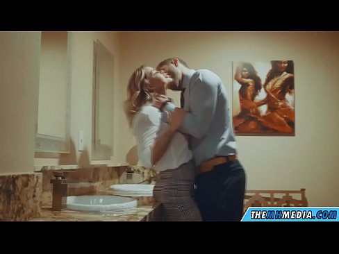 ❤️ Вақте ки як малламуй busty шумо дар як ҳоҷатхона ҷамъиятӣ seduces ☑ Секс дар мо tg.xxxtophd.ru ❌❤